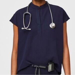 FIGS Rafaela Scrub Top - Women’s Medical Uniform